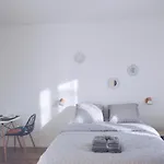 Lsquare-residence Apartment