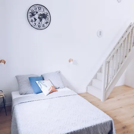 Lsquare-residence Apartamento