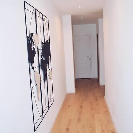 Lsquare-residence