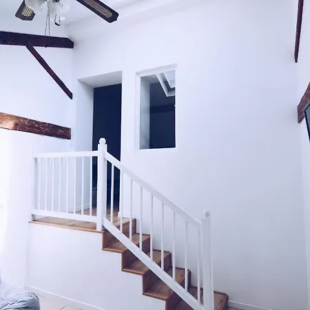 Lsquare-residence